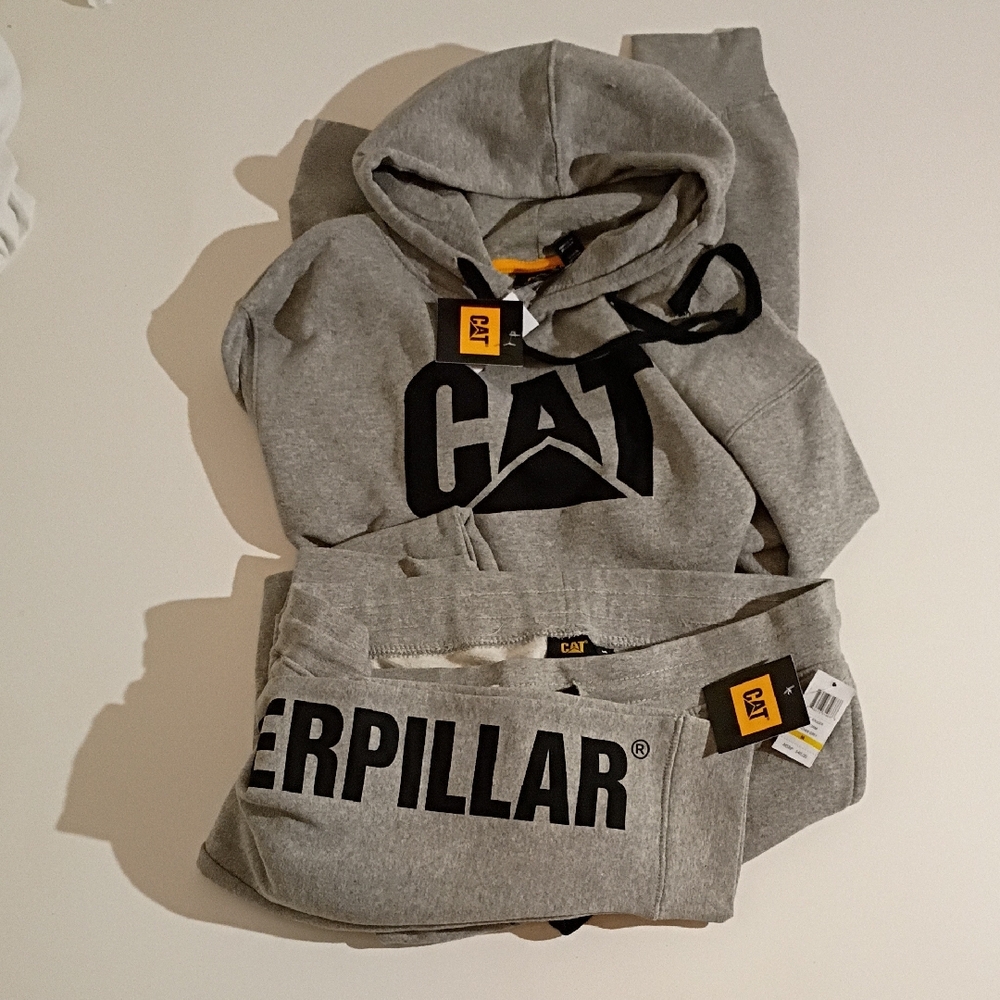 NWT!!! CANT'T beat THE PRICE🙌Brand NEW Caterpillar Gray Joggers with Black Logo